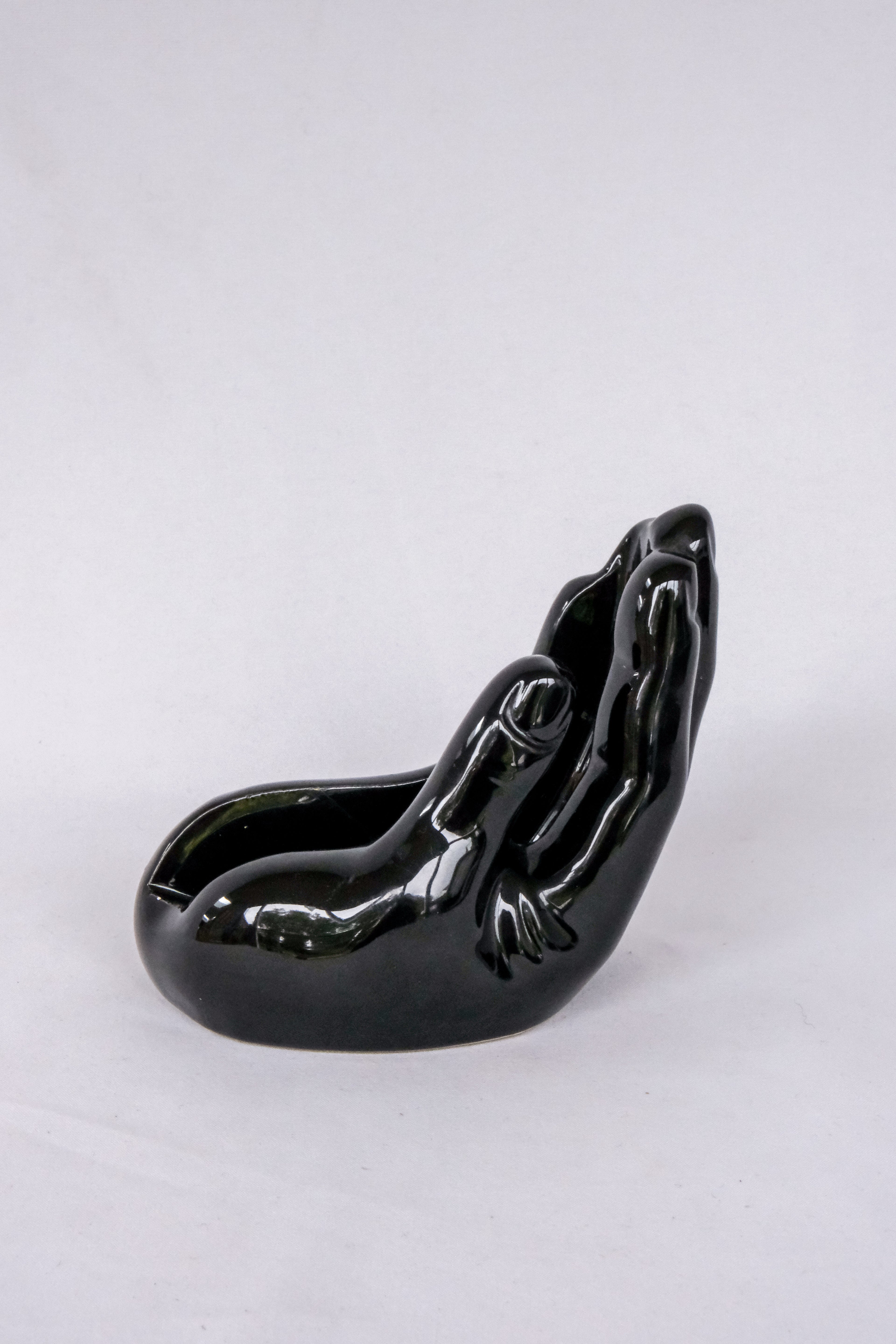 Ceramic hand holder
