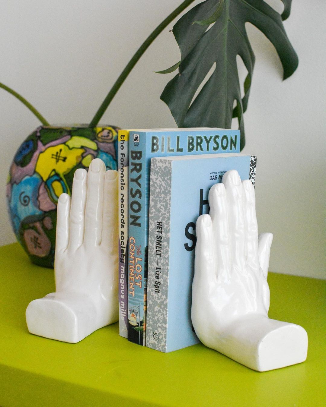 Hand book ends