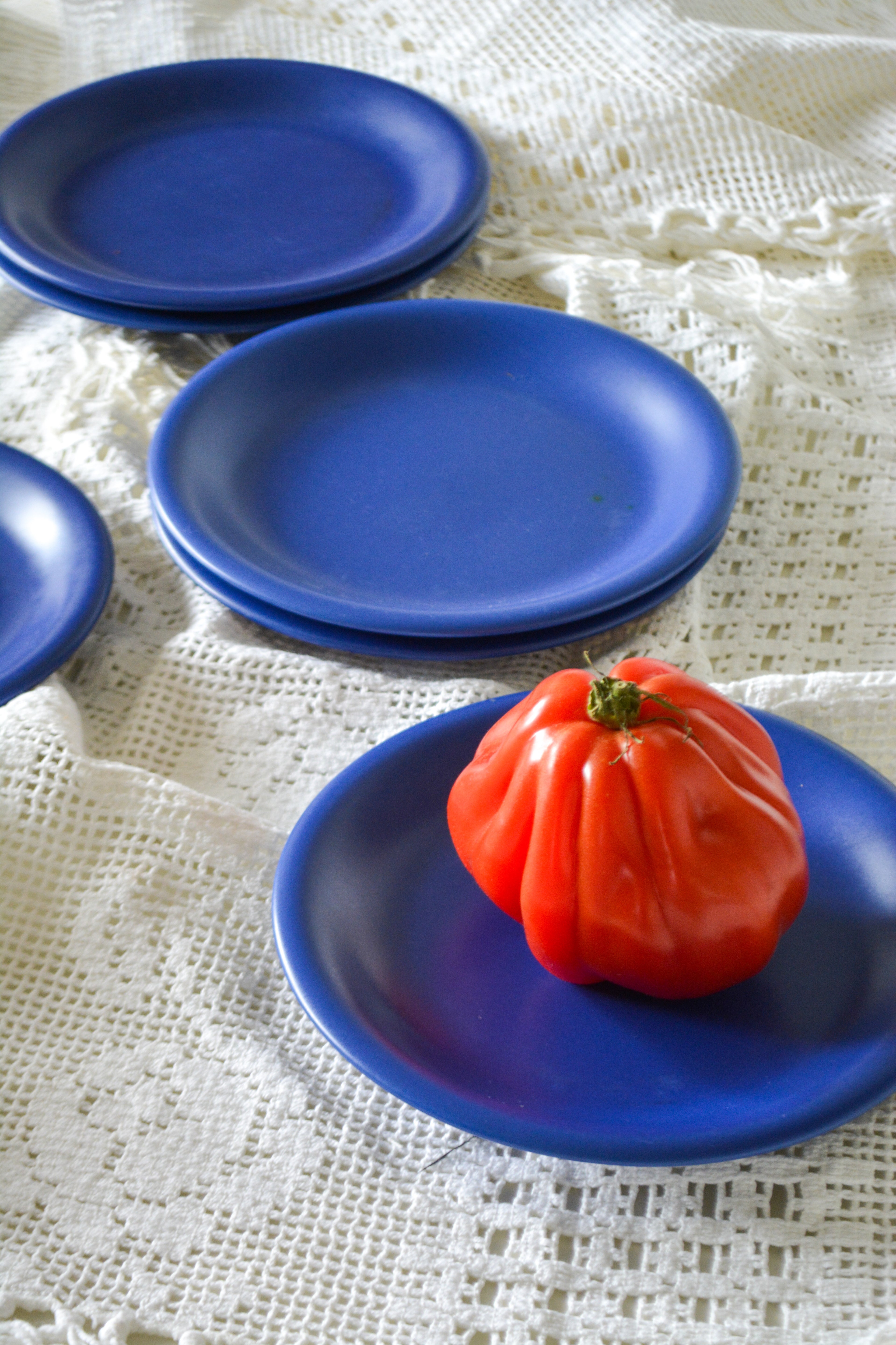 Set of six breakfast plates