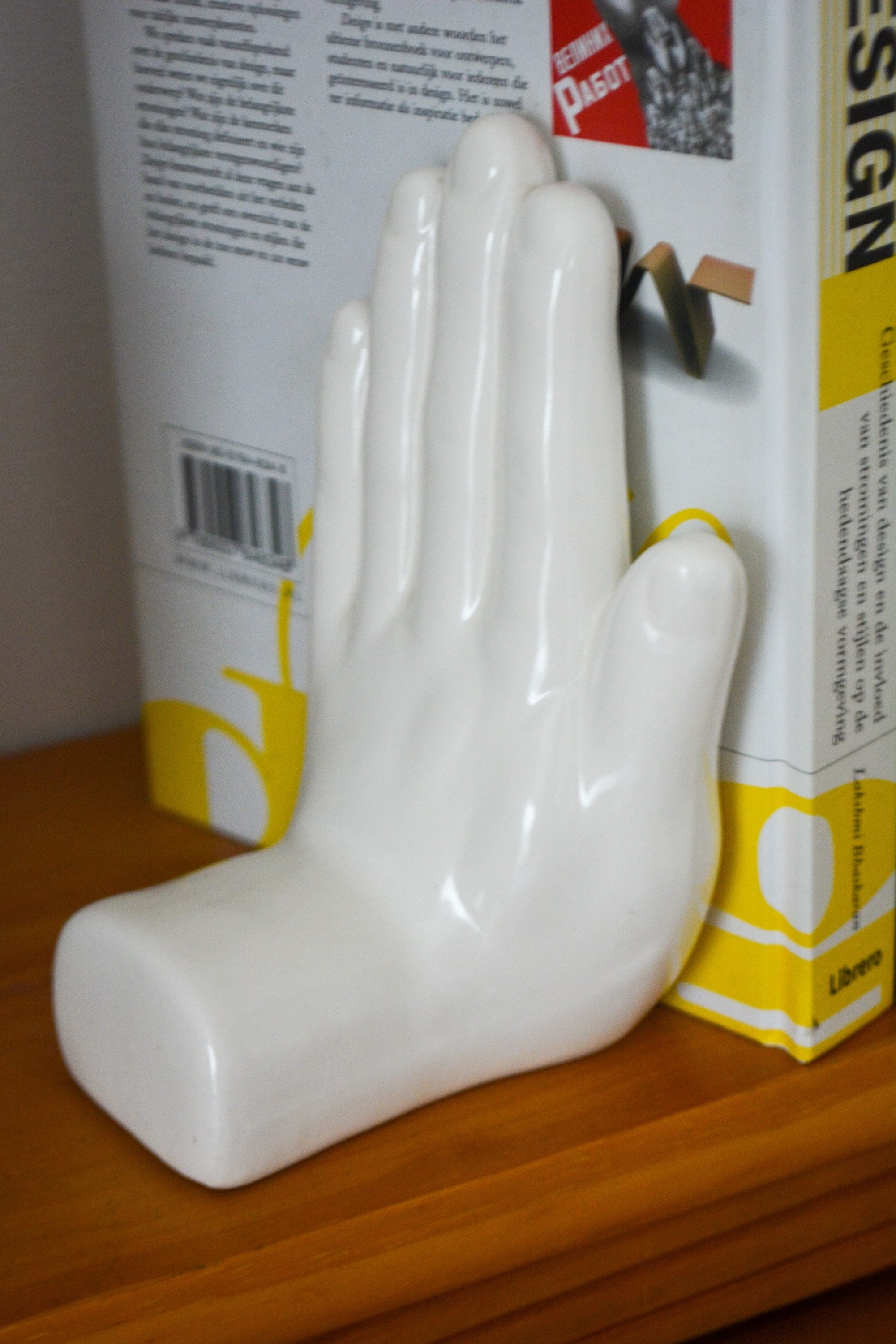 Hand book ends