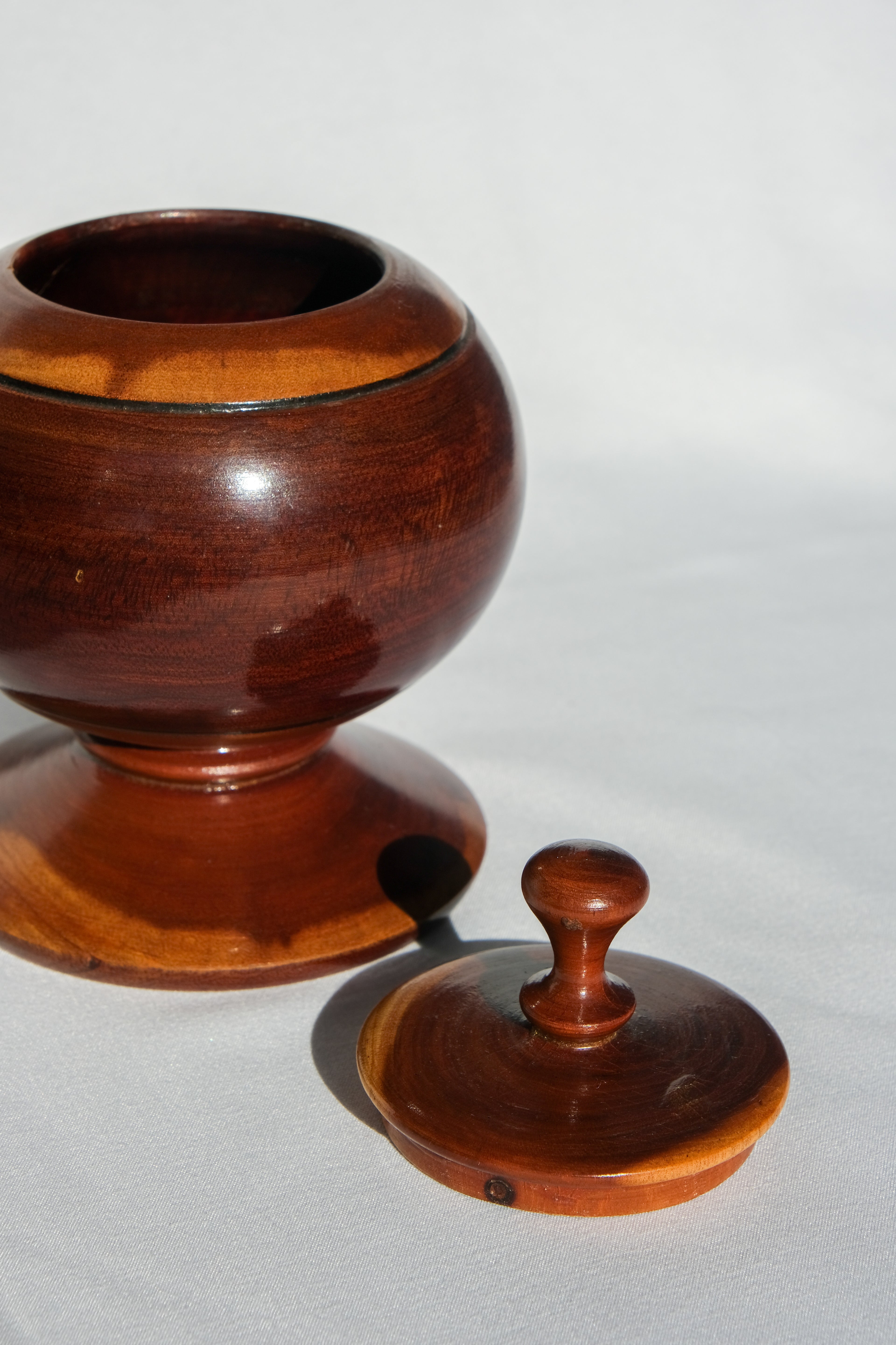 Wooden lidded box