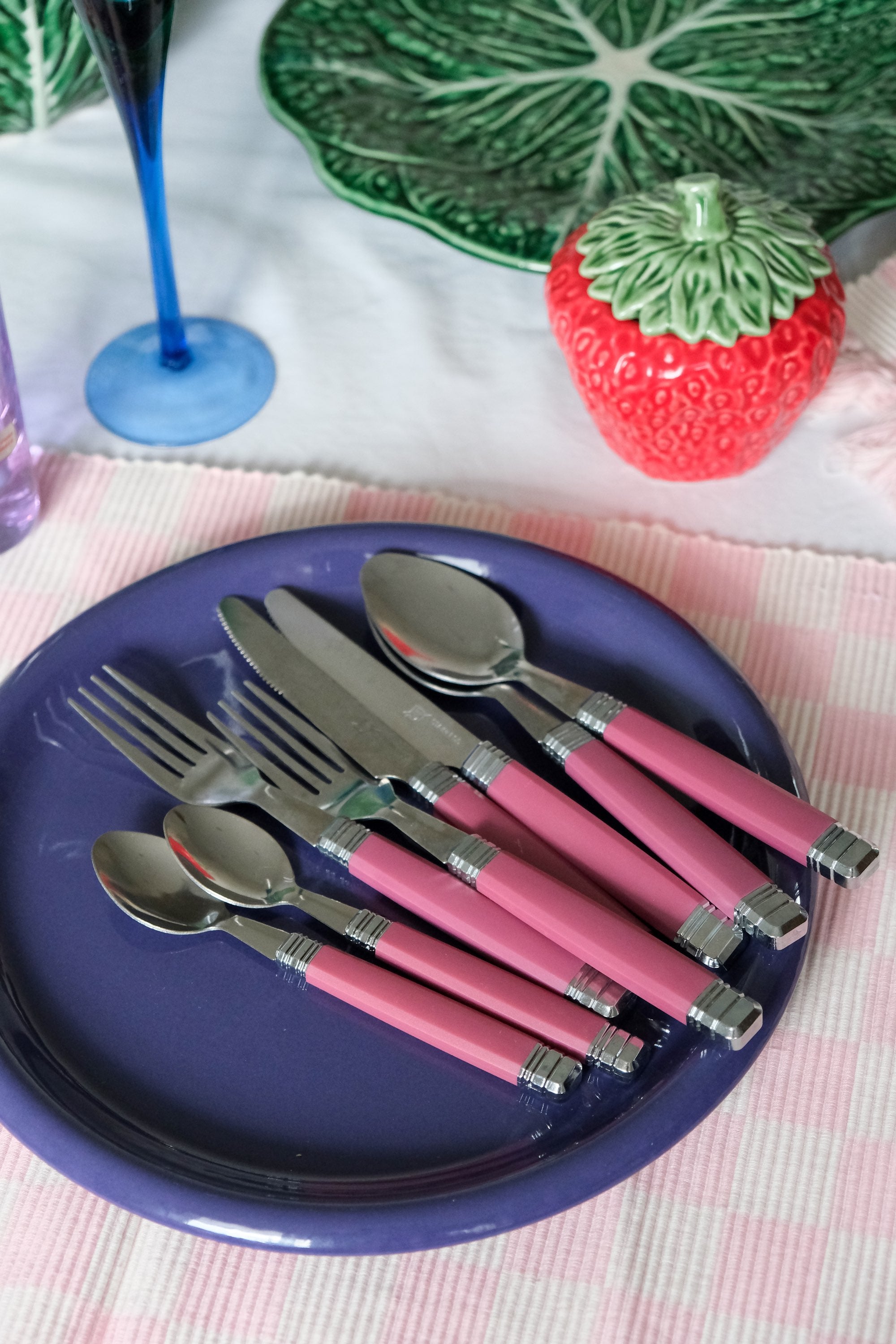 Pink cutlery set - 24 pieces
