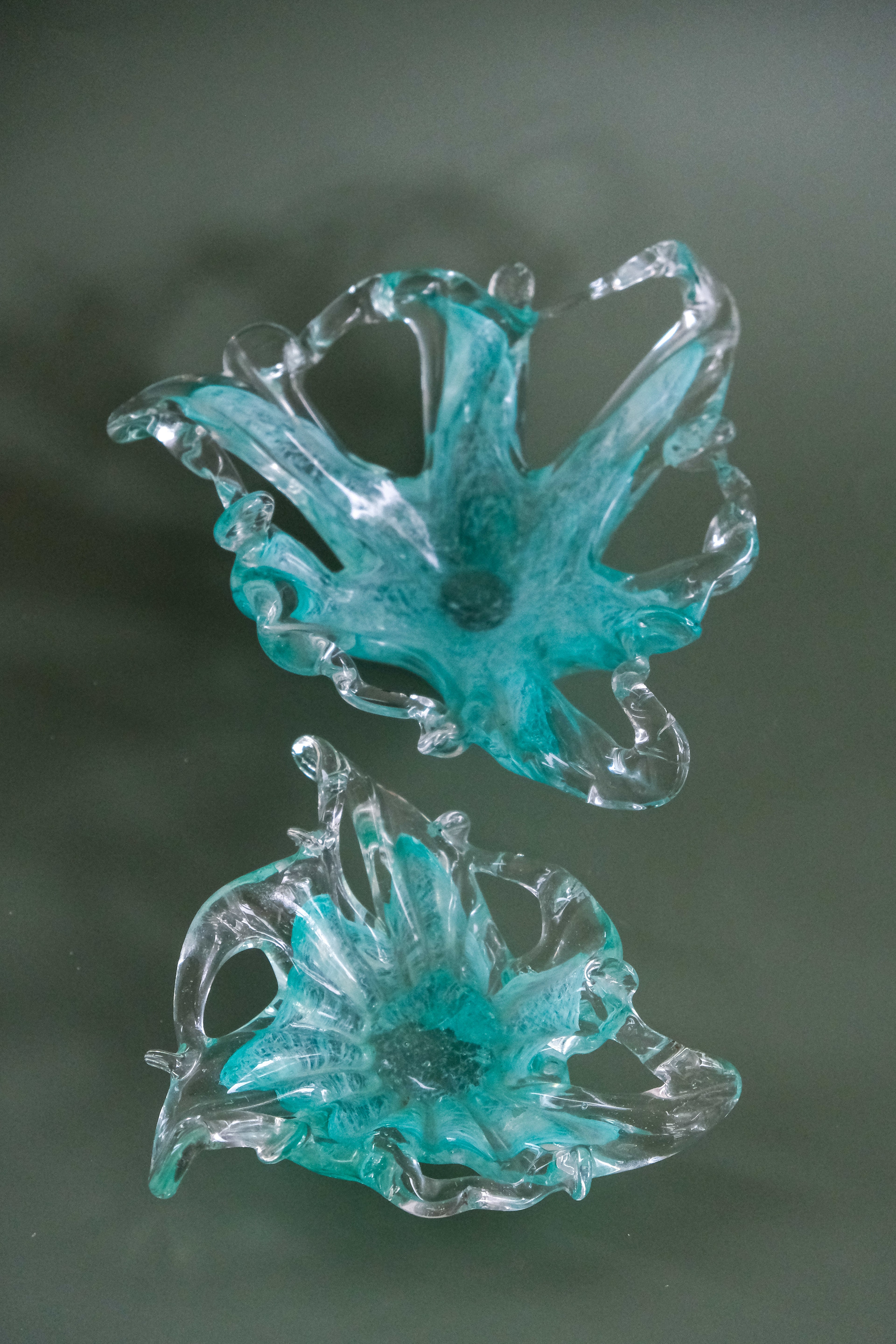 Set of two Italian splash bowls