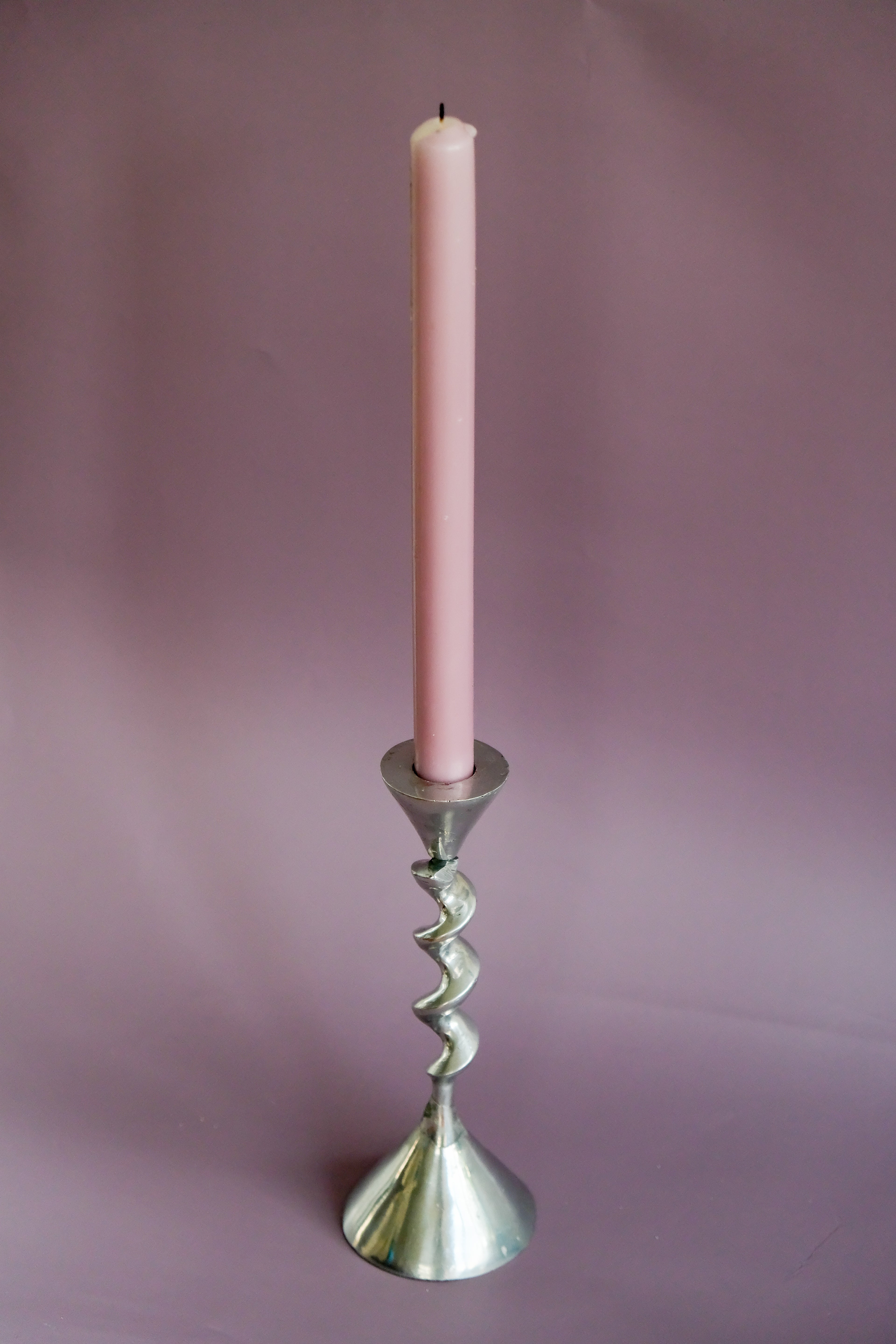Twisted candle holder