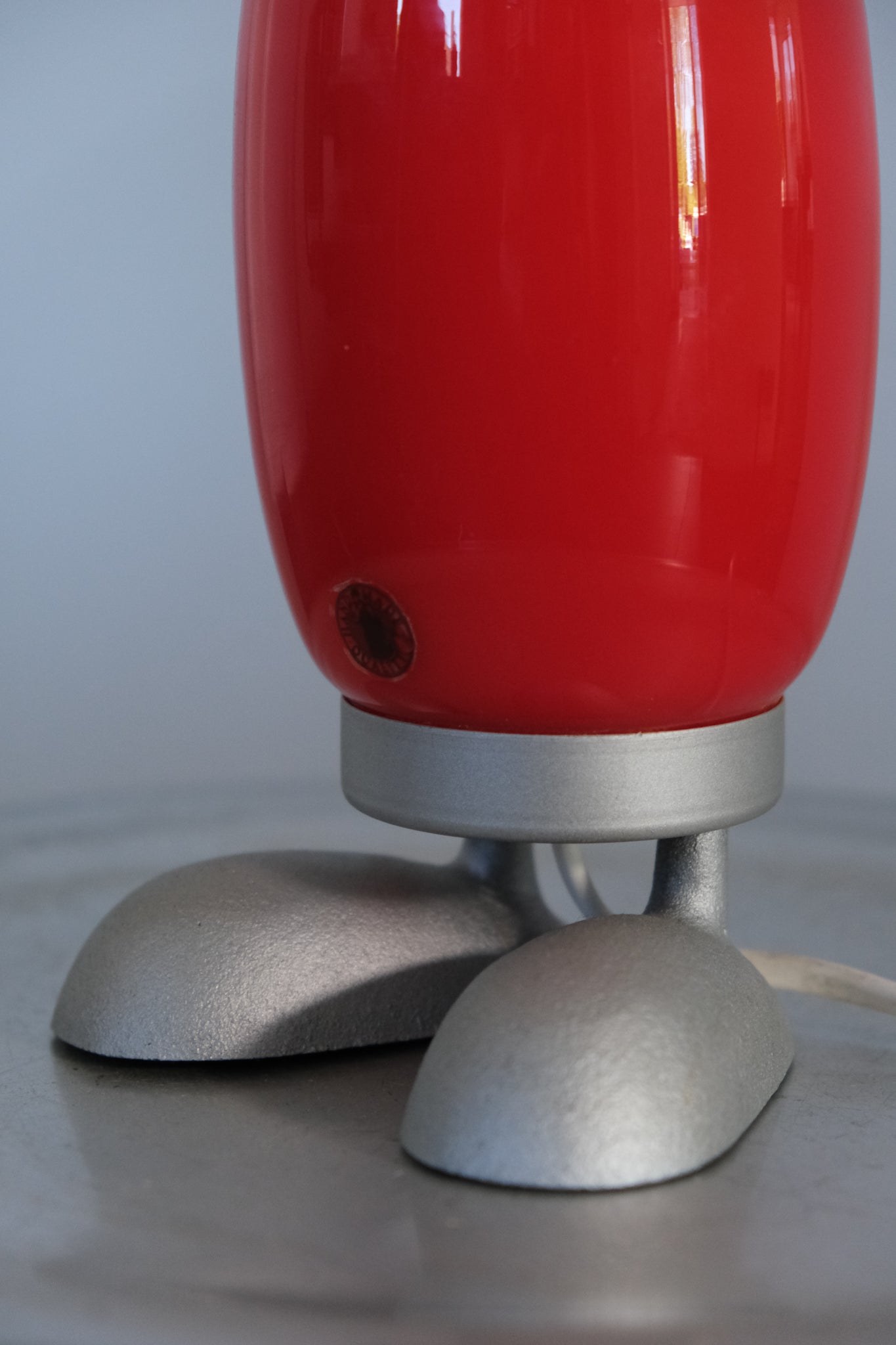 Fjorton ‘Dino egg’ Lamp