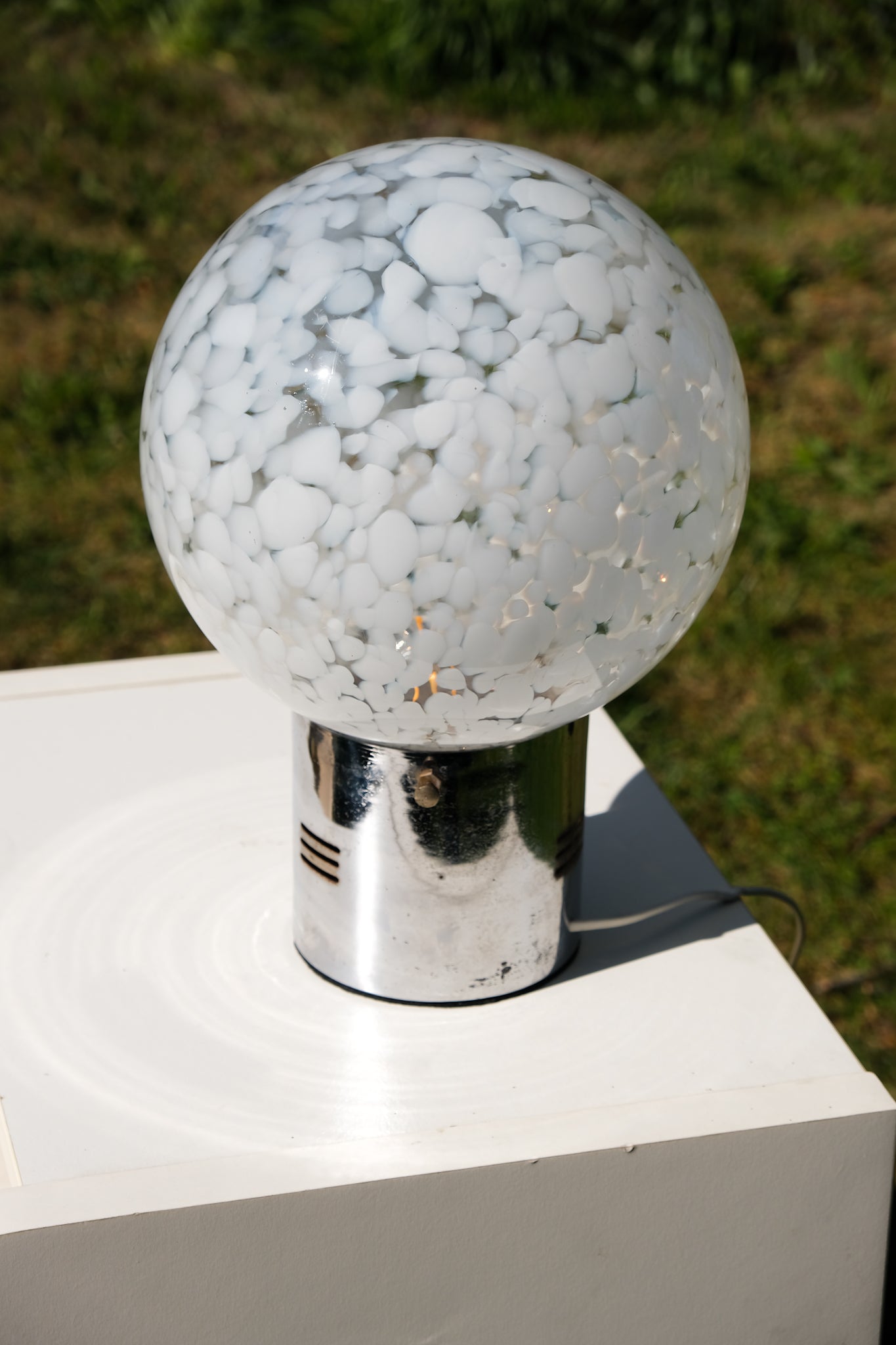 Large Italian glass globe lamp