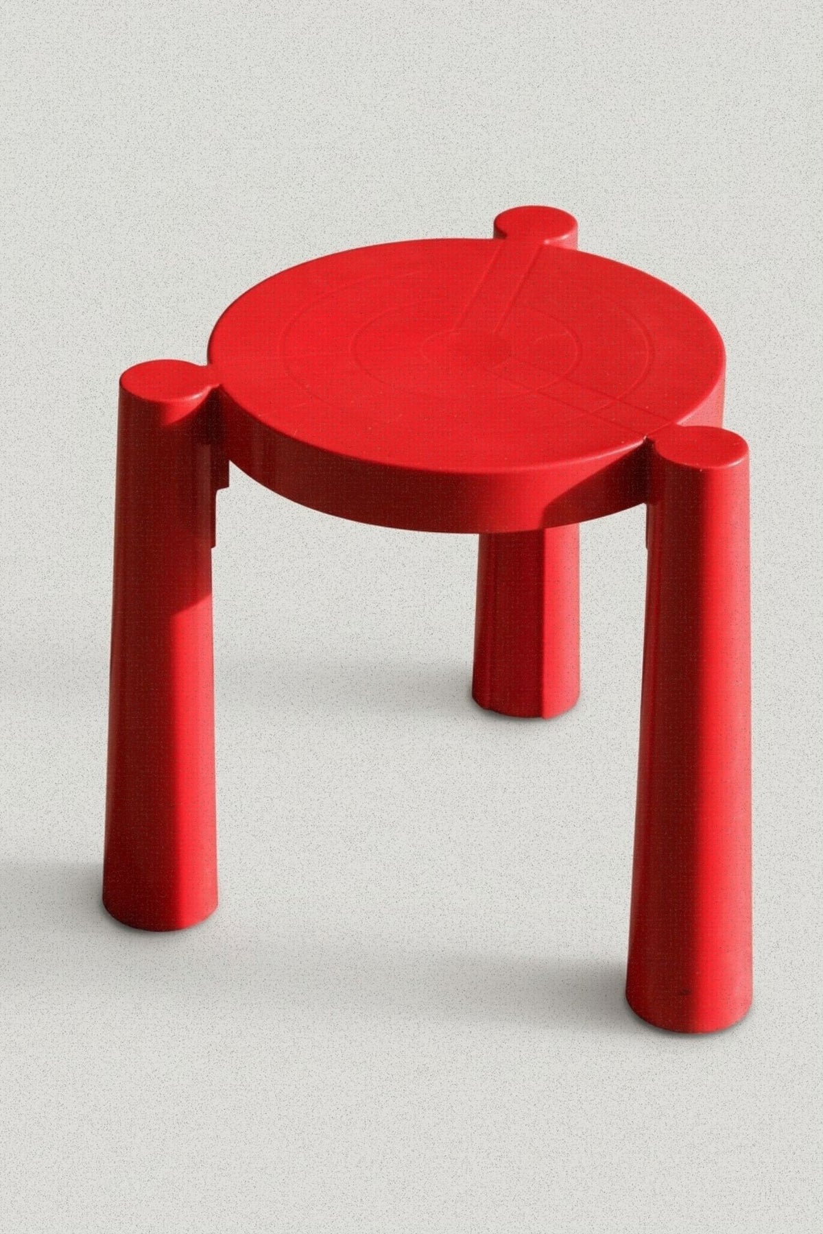 Kartell 'Stooble' Tripod Stool by Anna Castelli Ferrieri – Red, 1980