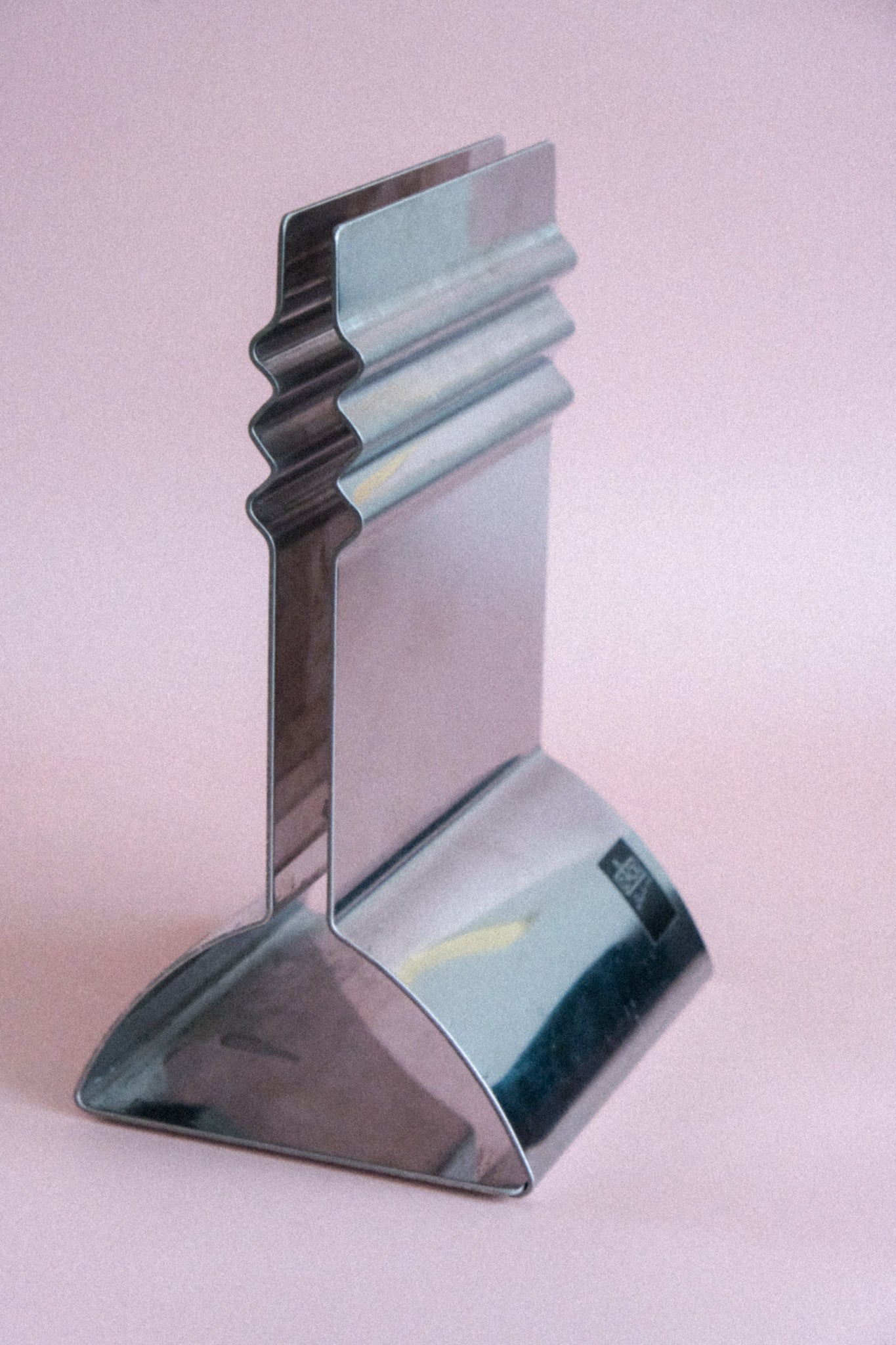 Zack Design book ends