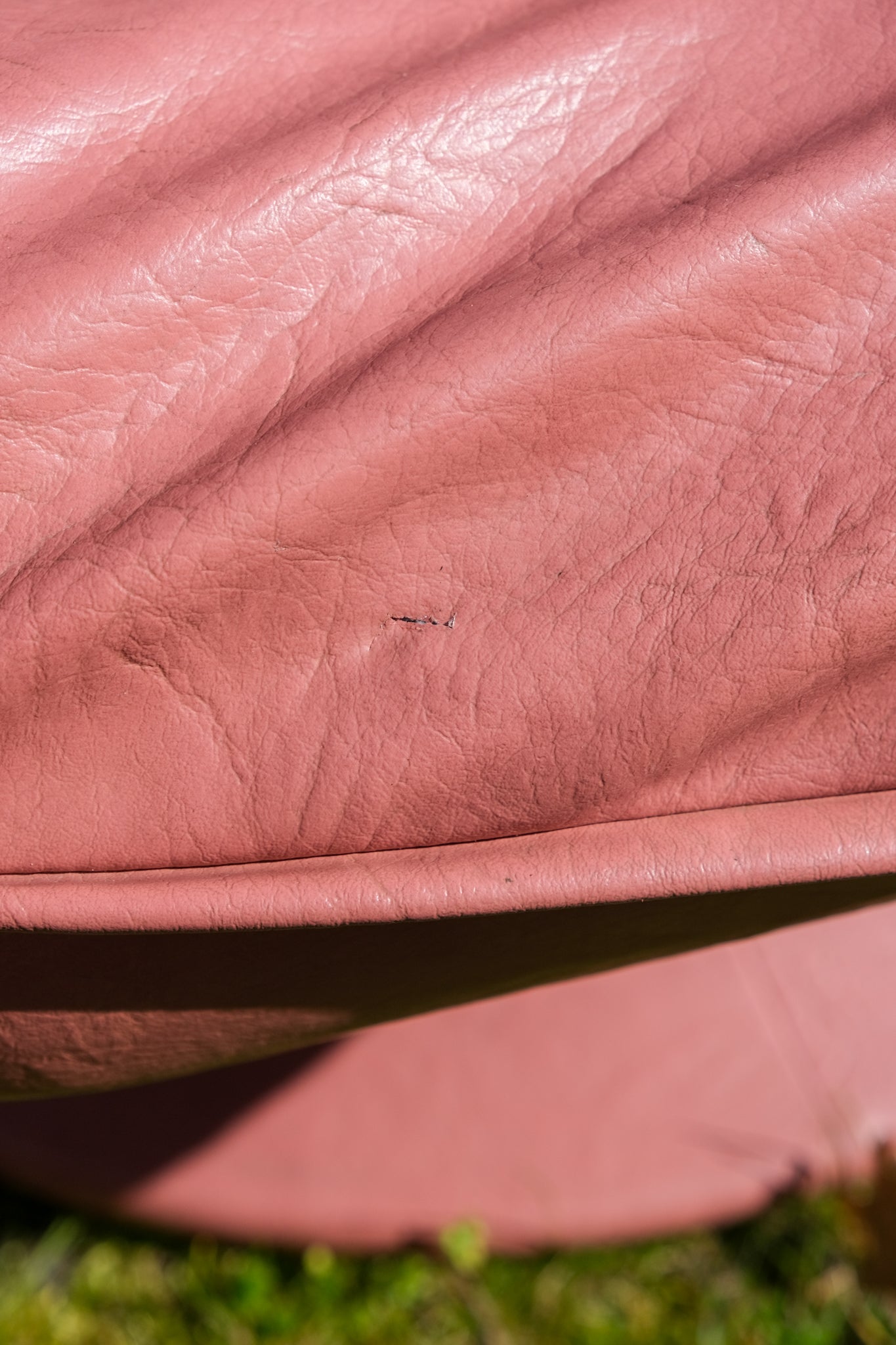 Pink swivel chair