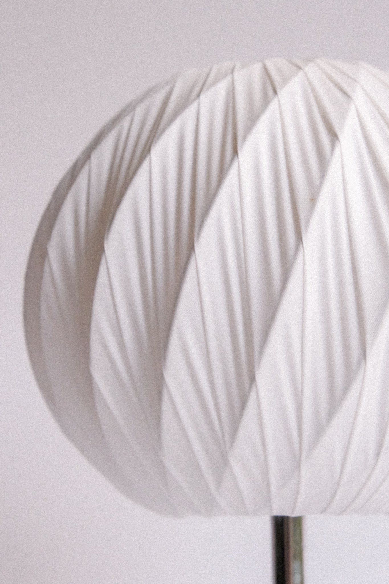 Fabric & inox table lamp