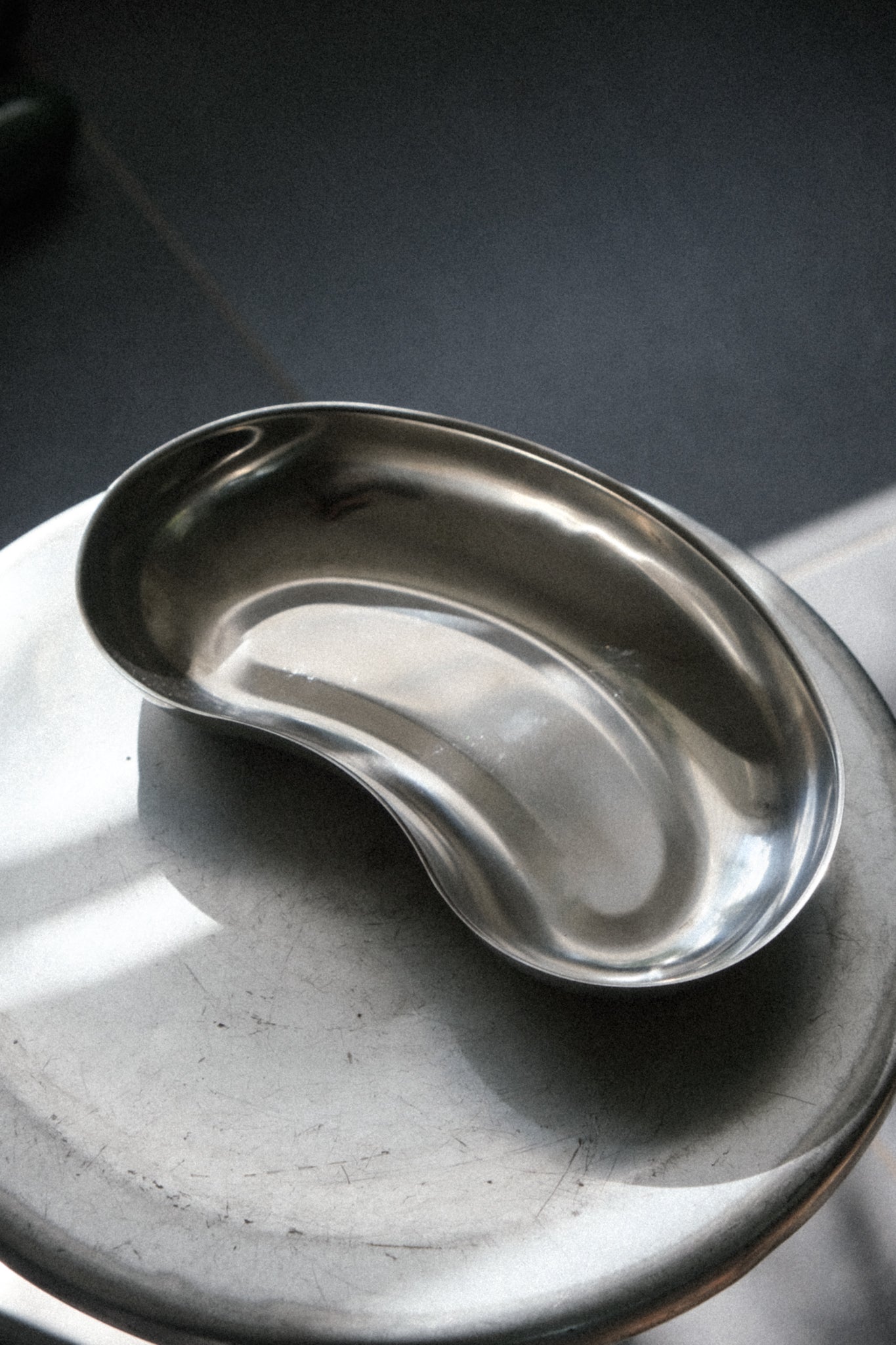 Steel dish