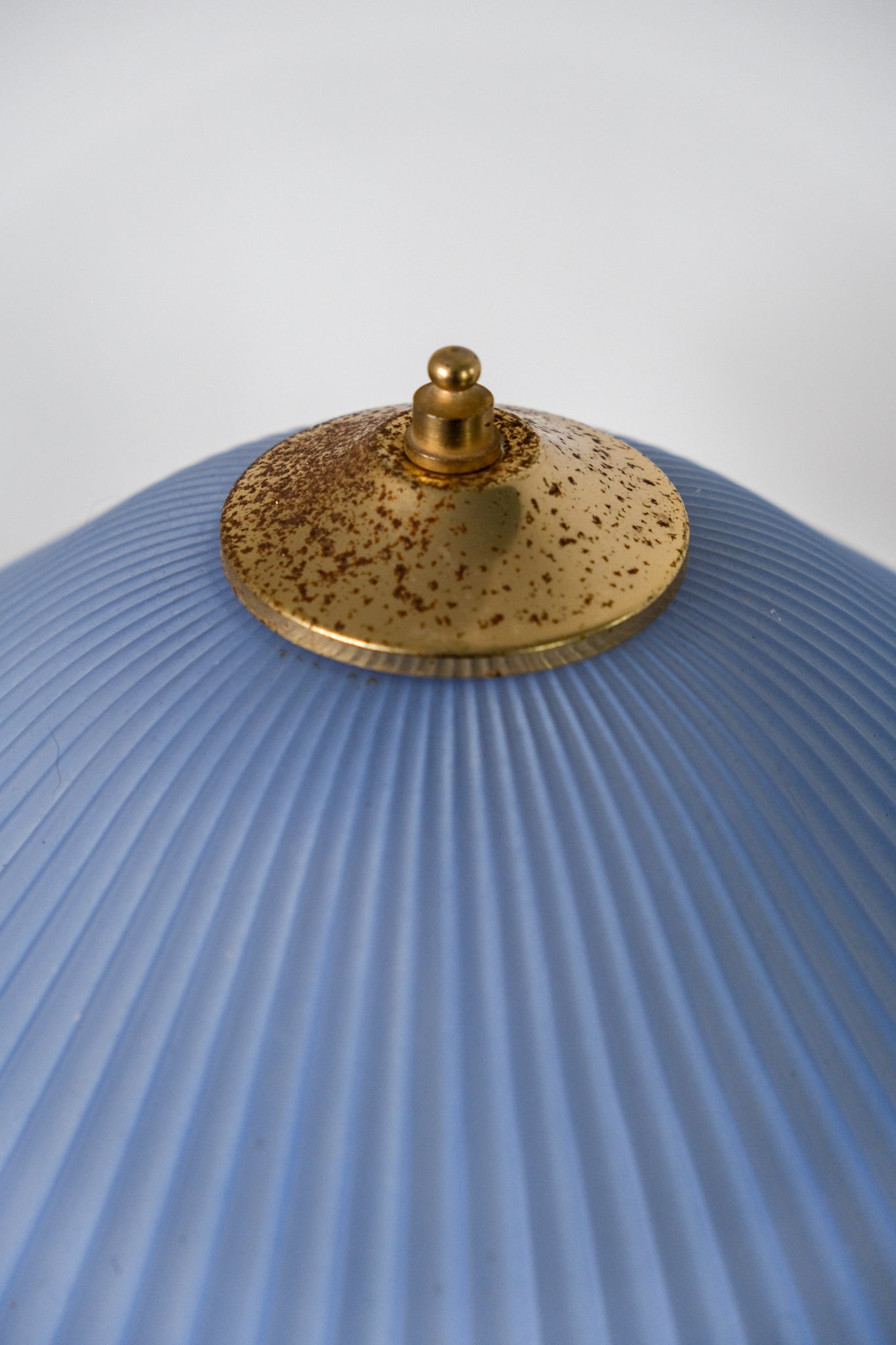 1960's Italian lamp with glass shade