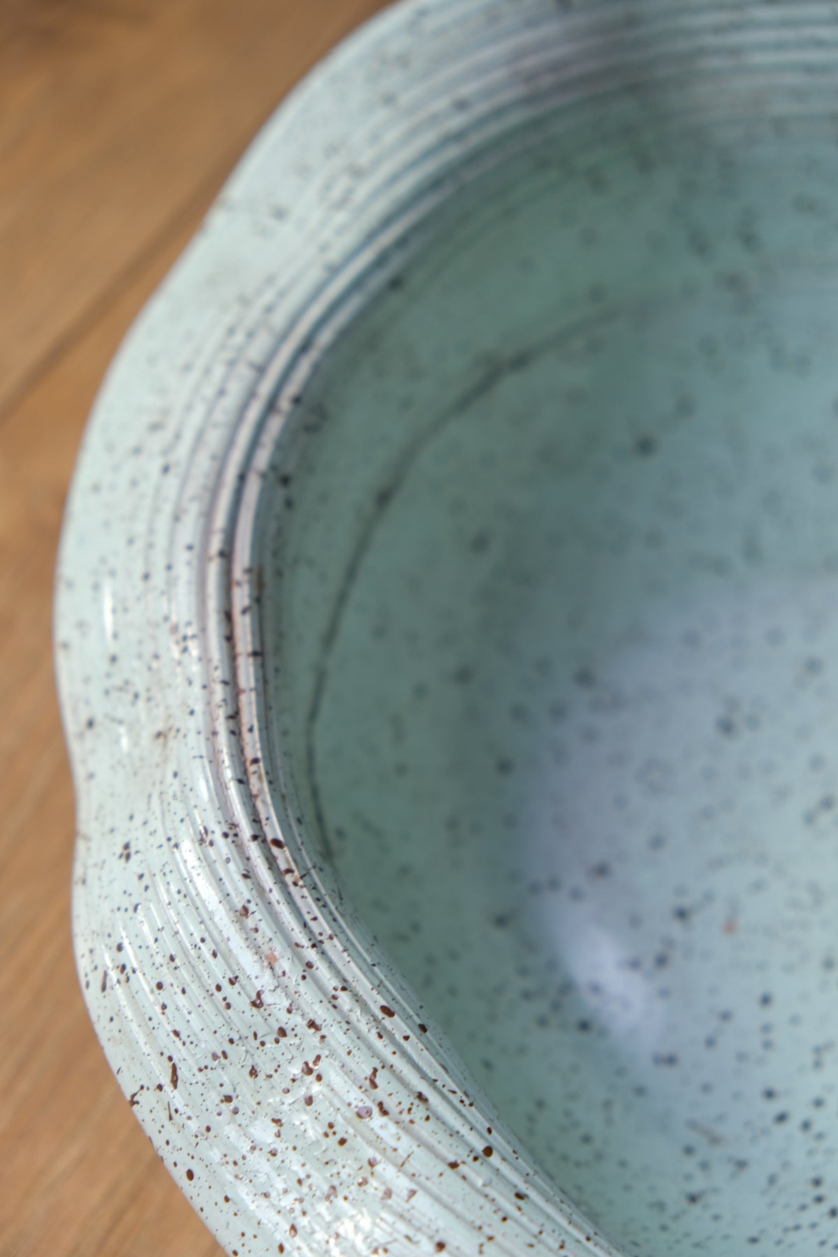 Speckled Italian studio pottery bowl
