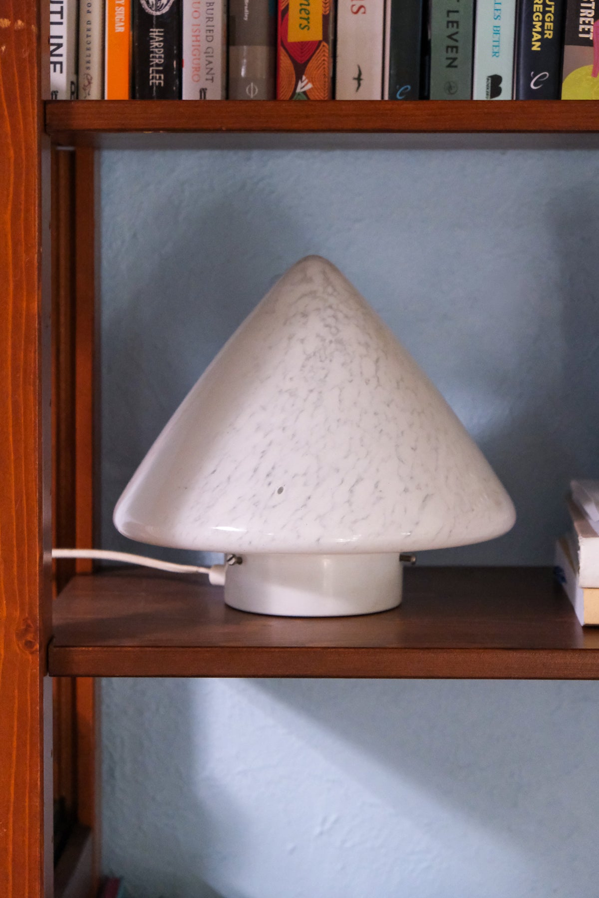 Glass cone lamp
