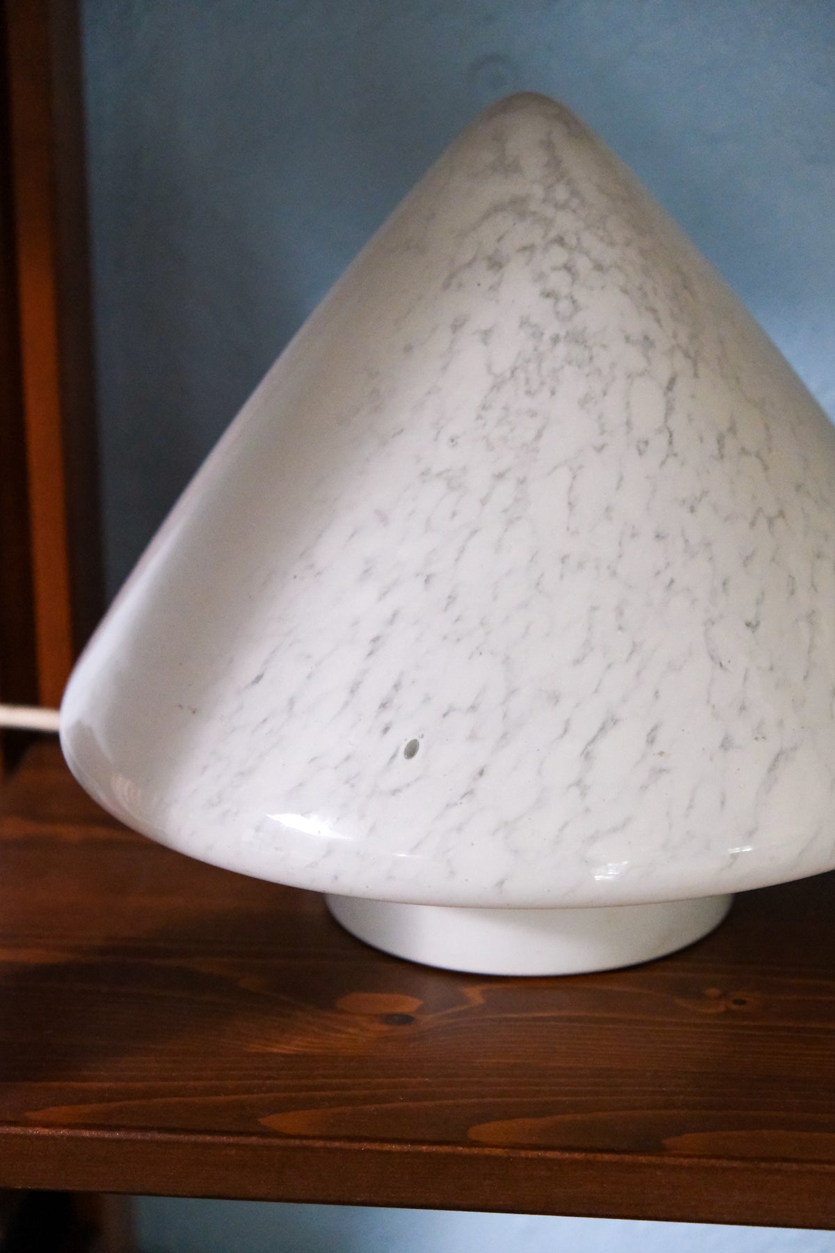 Glass cone lamp