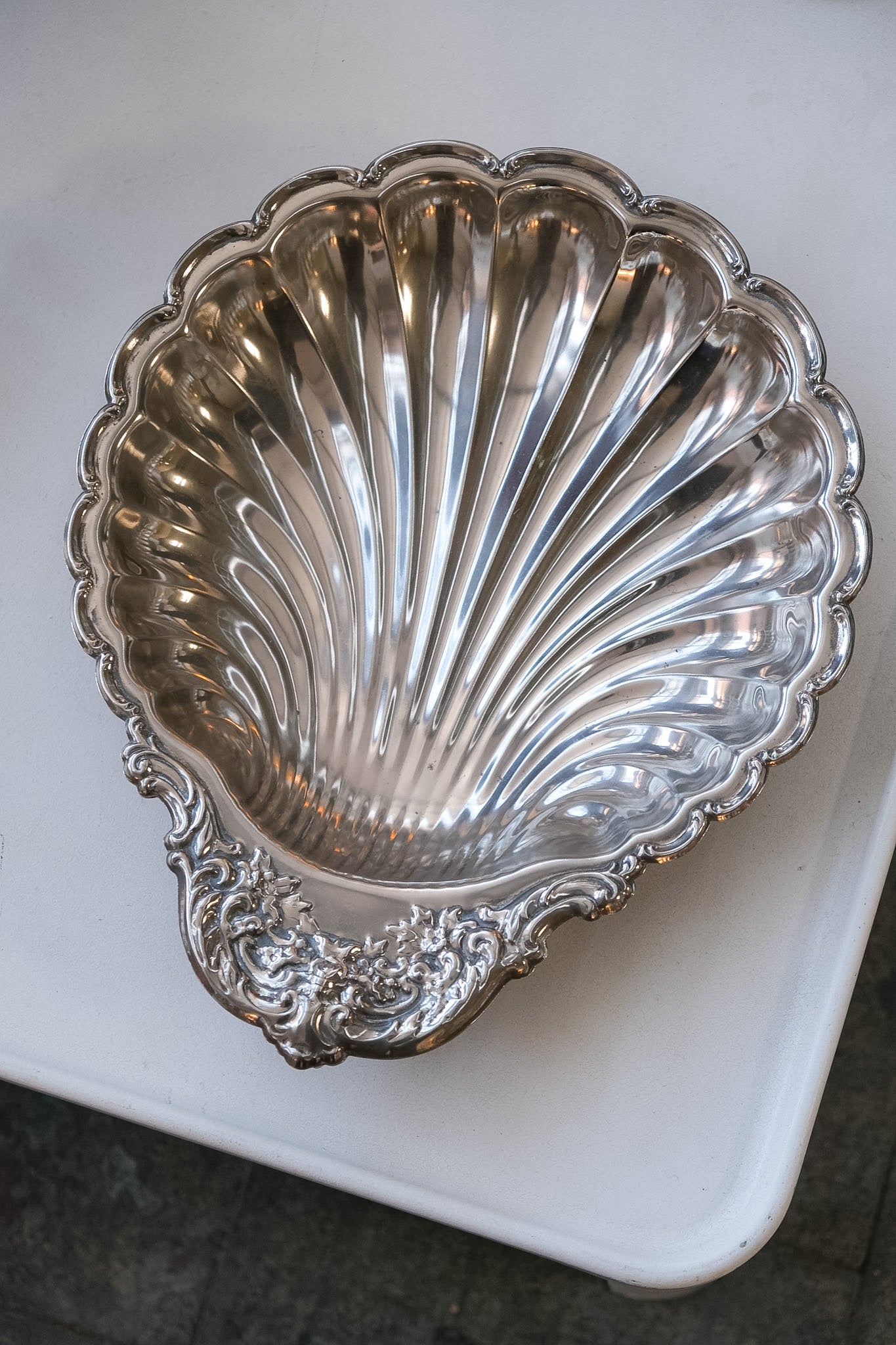 Large silverplated shell bowl