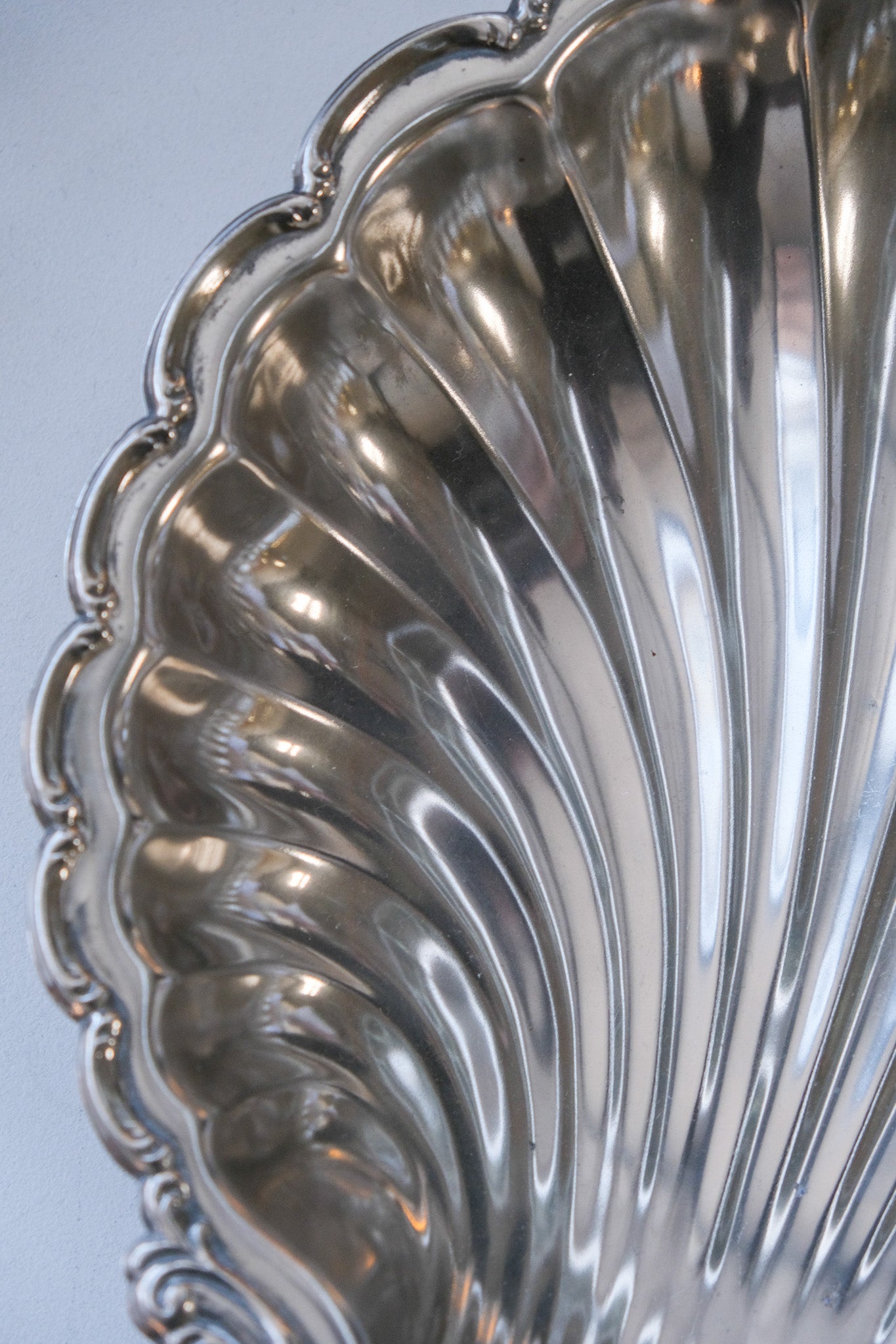 Large silverplated shell bowl