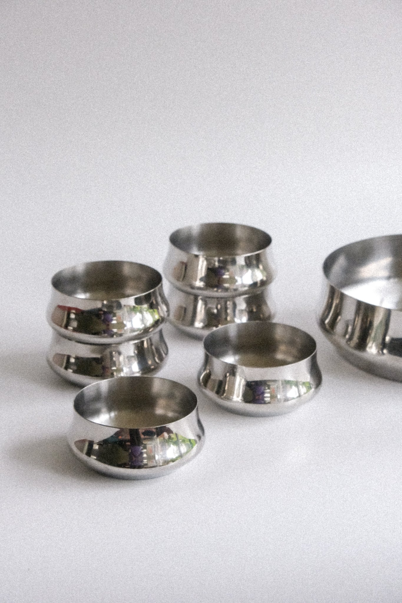 Stainless steel bowls