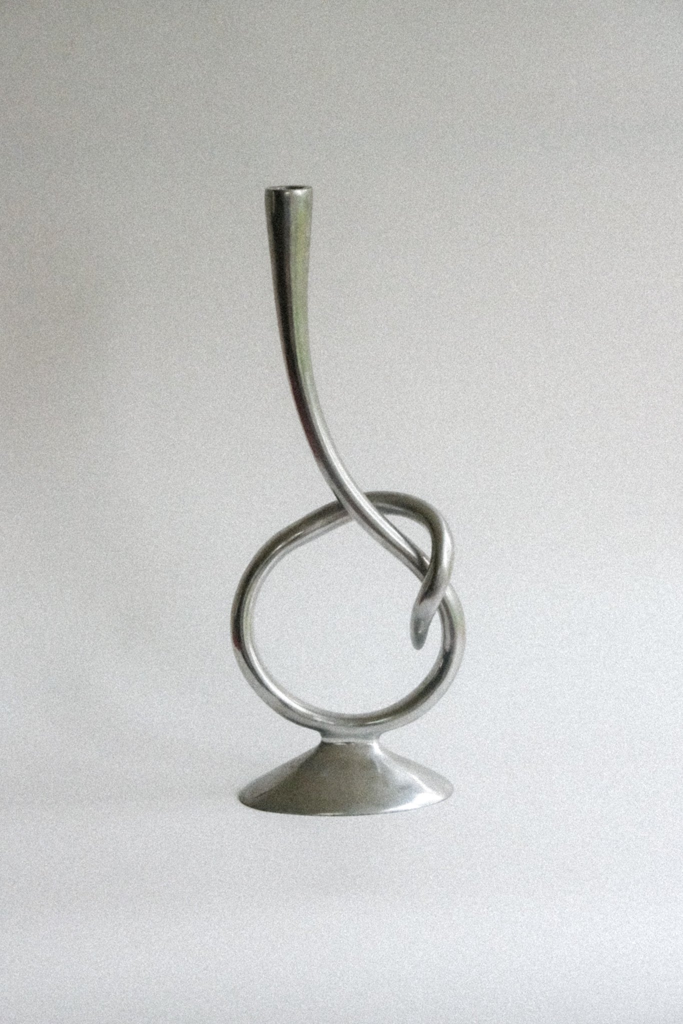 XL knotted candle holder