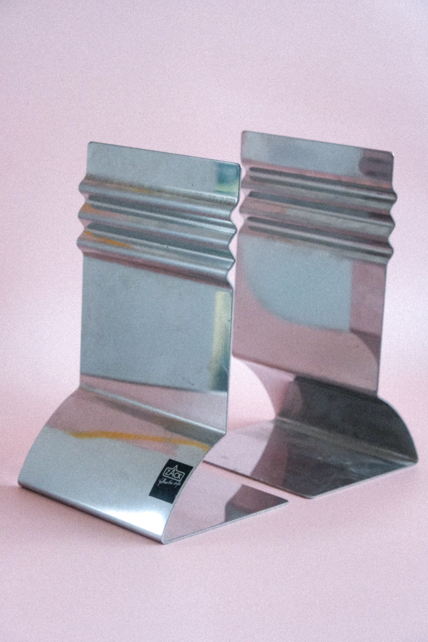 Zack Design book ends