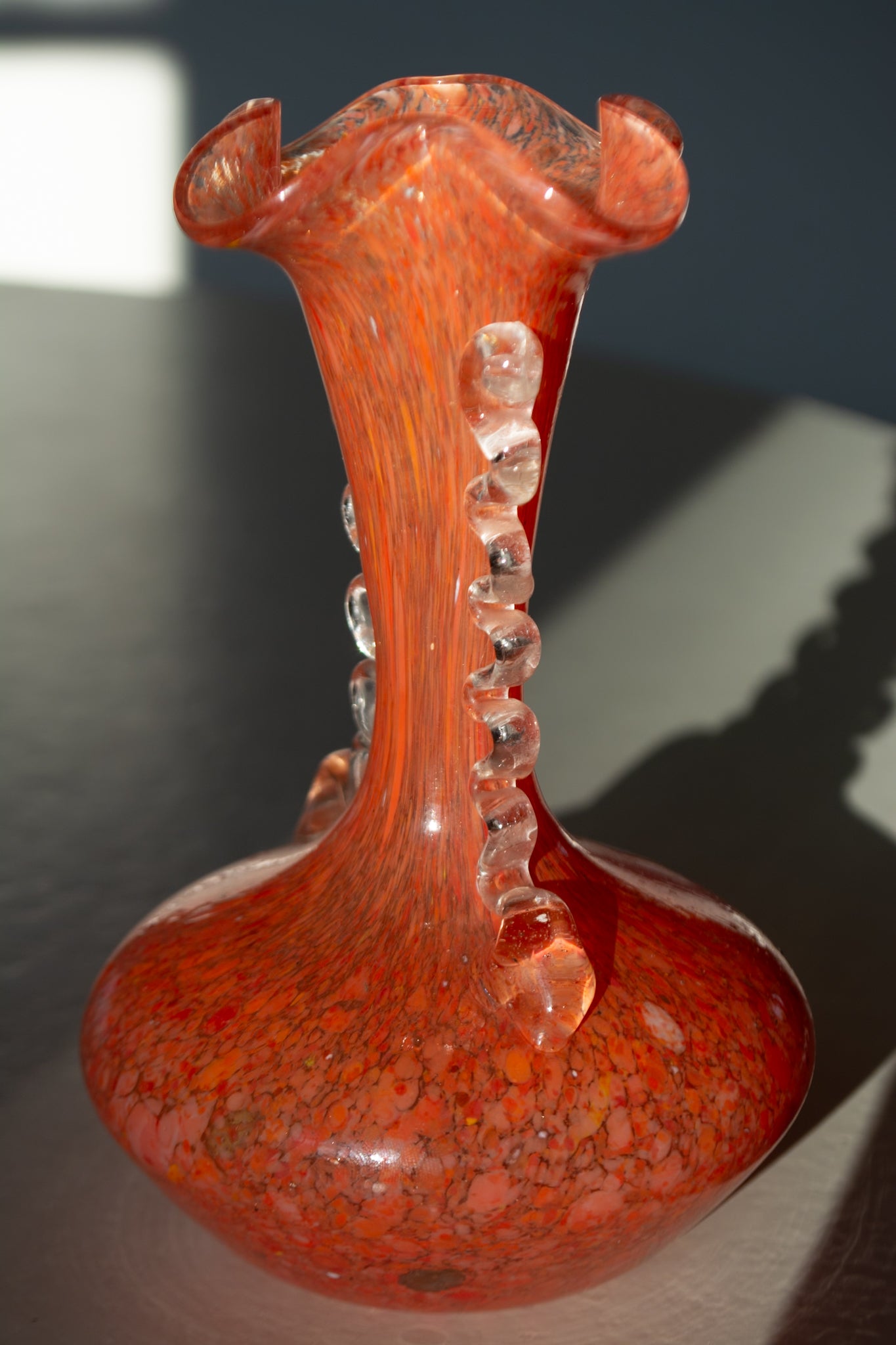 Glass art vase