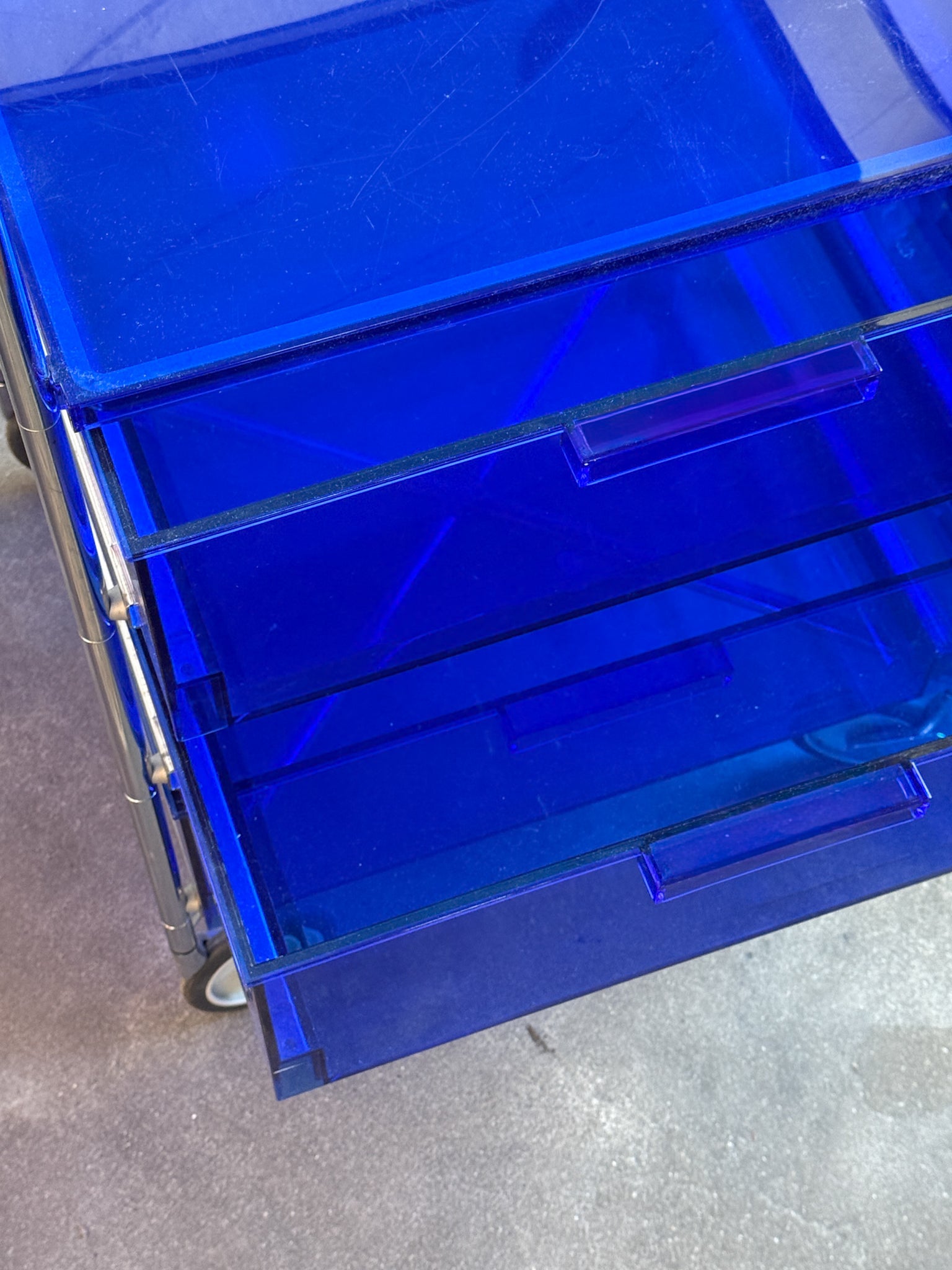 Kartell Mobili