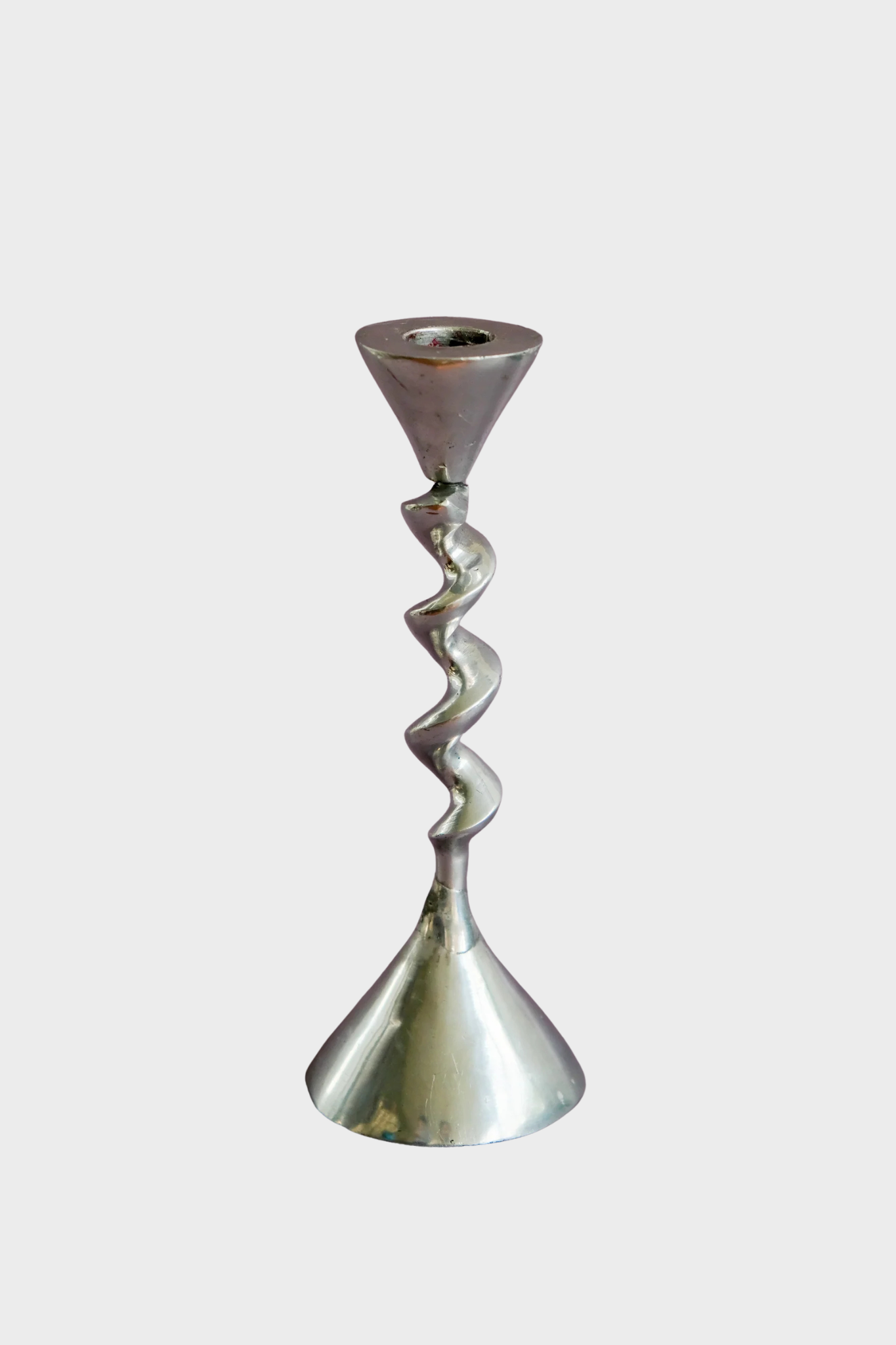 Twisted candle holder